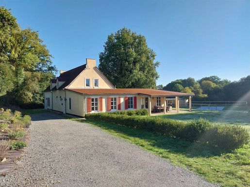 Maison 10 pièces 269 m² · à Saint-Sulpice-les-Feuilles · 269 m² · 315 000 €