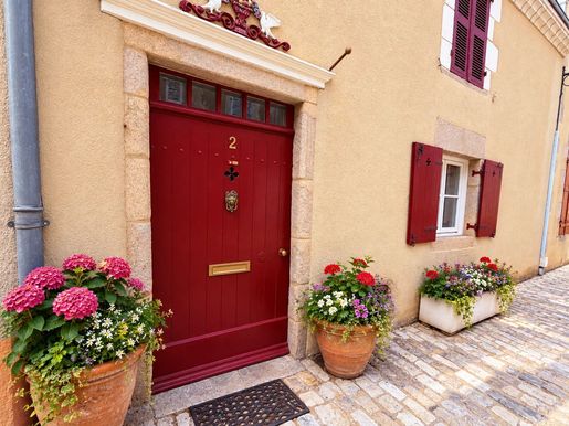 Maison 10 pièces 326 m² · à Cluis · 326 m² · 315 000 €