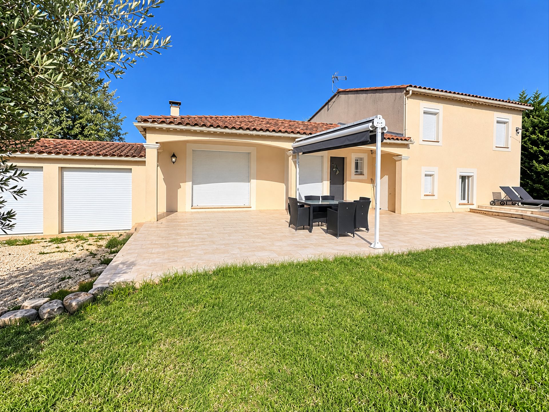 Maison 7 pièces 182 m² · à Saint-Paul-Trois-Châteaux · 182 m² · 610 000 €