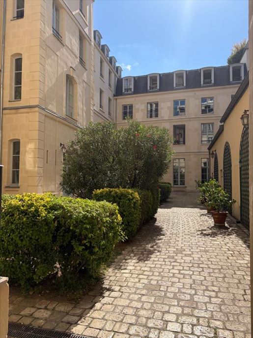 Appartement 37 m² · à Paris 11ème · 37 m² · 310 000 €