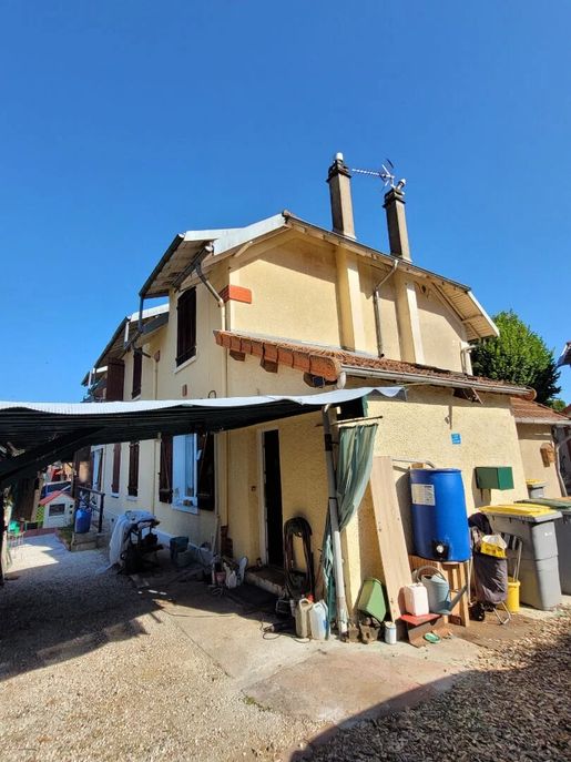 Maison 3 pièces 56 m² · à Saint-Germain-des-Fossés · 56 m² · 54 300 €