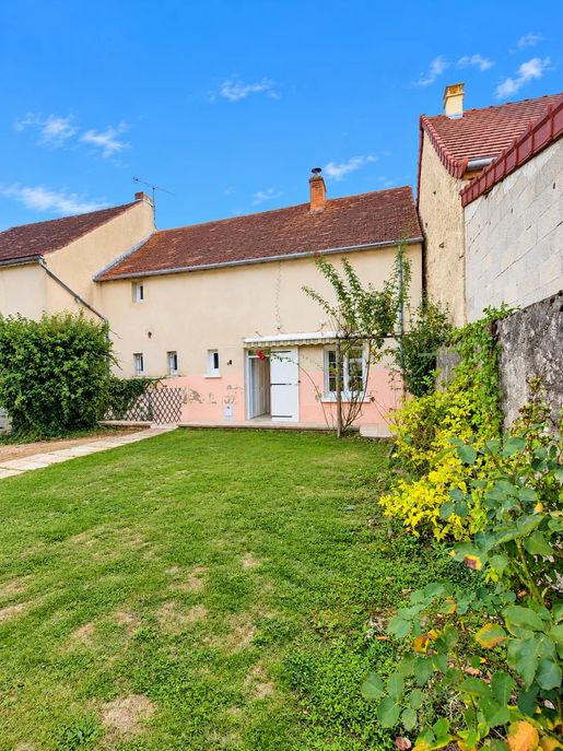 Maison 4 pièces 88 m² · à Étroussat · 88 m² · 92 900 €