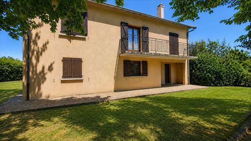 Maison 4 pièces 115 m² · à Saint-Pourçain-sur-Sioule · 115 m² · 189 000 €