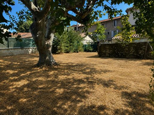 Terrain 70 m² · à La Bouilladisse · 70 m² · 175 000 €