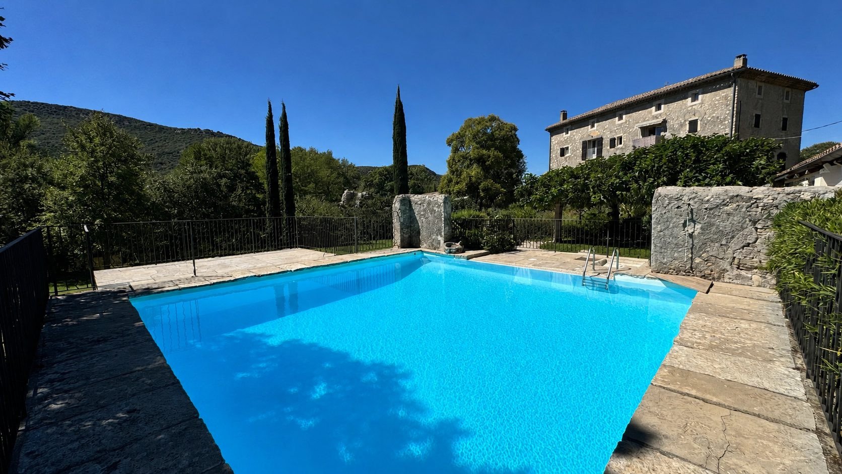 Maison à vendre, 760m², Sauve