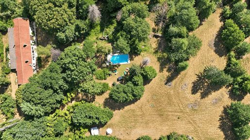 Maison 6 pièces 255 m² · à Eygurande-Et-Gardedeuil · 255 m² · 398 000 €