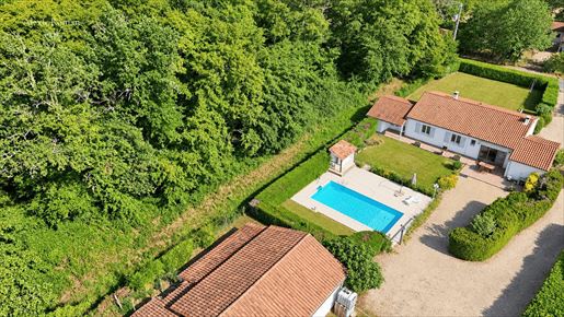 Maison 6 pièces 128 m² · à Montpon-Ménestérol · 128 m² · 252 000 €