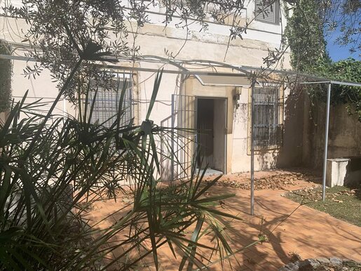 Maison 3 pièces 46 m² · à Arles · 46 m² · 159 000 €
