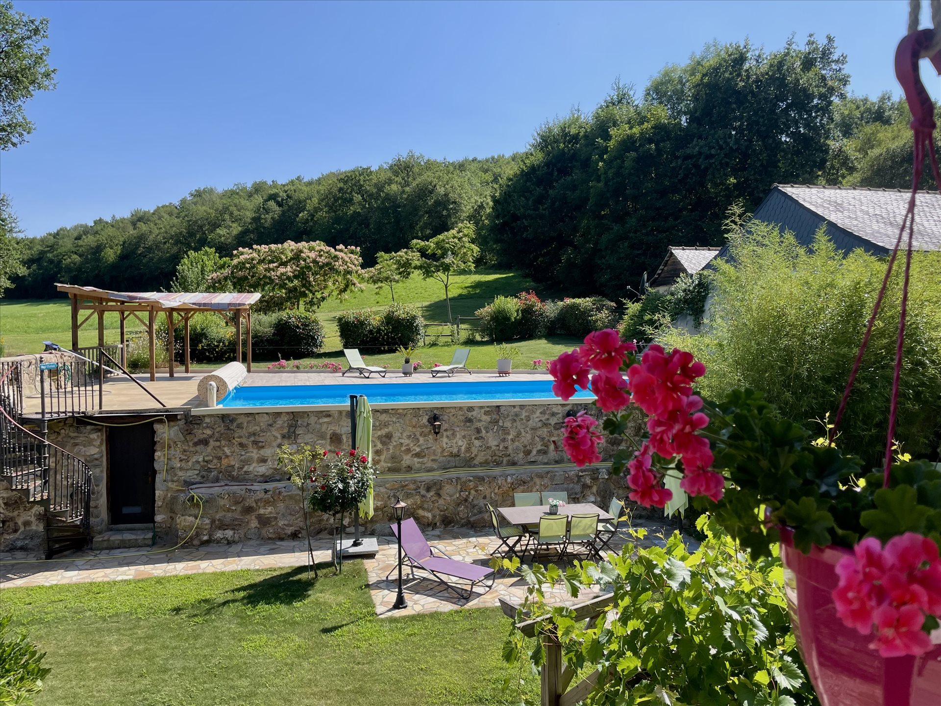 Maison 17 pièces 352 m² · à Sanvensa · 352 m² · 698 000 €