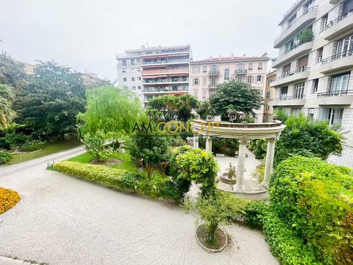 Appartement 3 pièces 84 m² · à Nice · 84 m² · 570 000 €