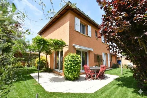 Maison 5 pièces 107 m² · à Francheville · 107 m² · 540 000 €