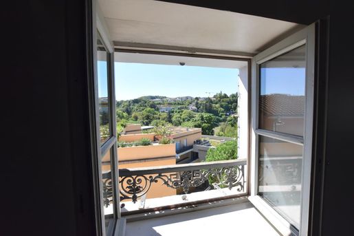 Appartement 2 pièces 52 m² · à Francheville · 52 m² · 235 000 €