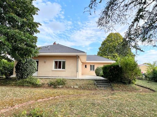 Maison 6 pièces 156 m² · à Francheville · 156 m² · 699 000 €