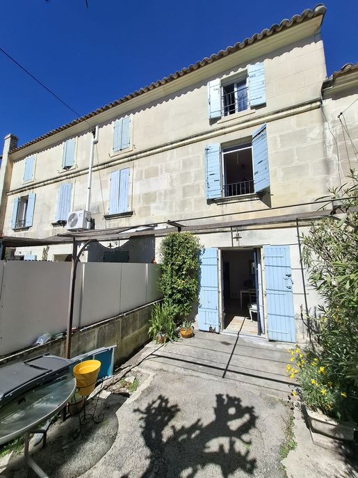 Maison 5 pièces 94 m² · à Fontvieille · 94 m² · 325 000 €