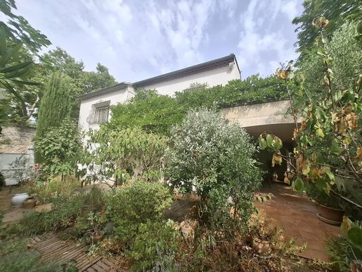 Maison 5 pièces 130 m² · à Fontvieille · 130 m² · 500 000 €