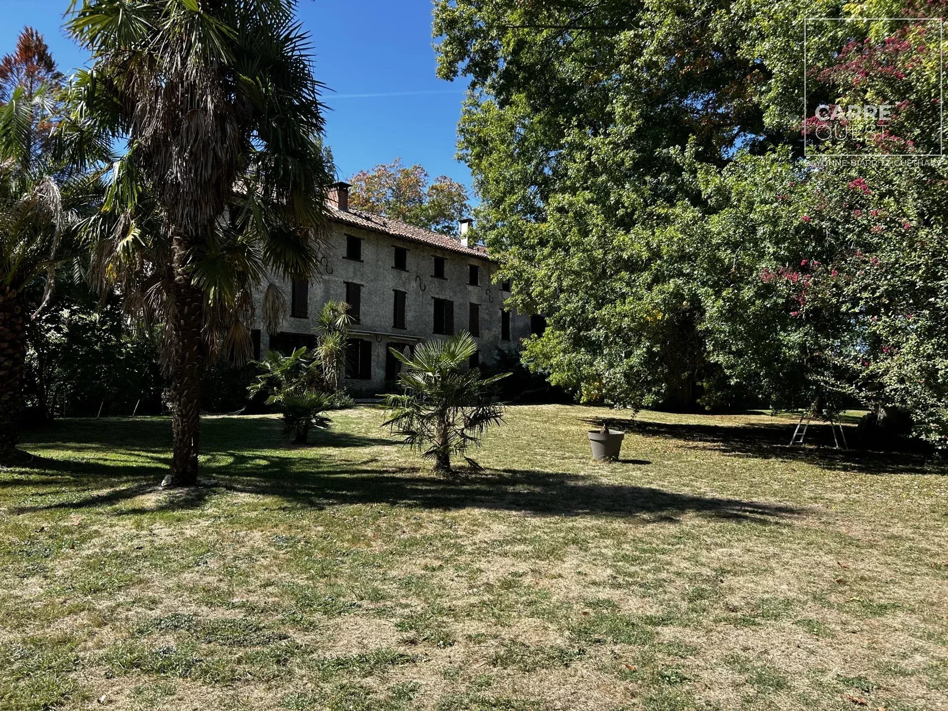 Maison à vendre, 680m², Urt