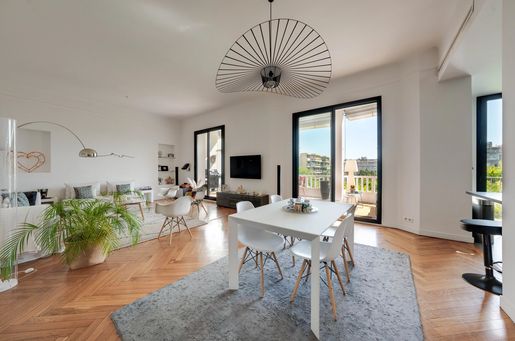 Appartement 5 pièces 170 m² · à Marseille 8ème · 170 m² · 1 100 000 €