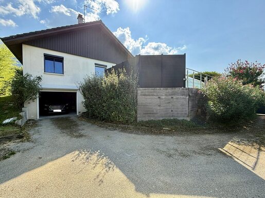 Maison 6 pièces 151 m² · à Méry · 151 m² · 675 000 €