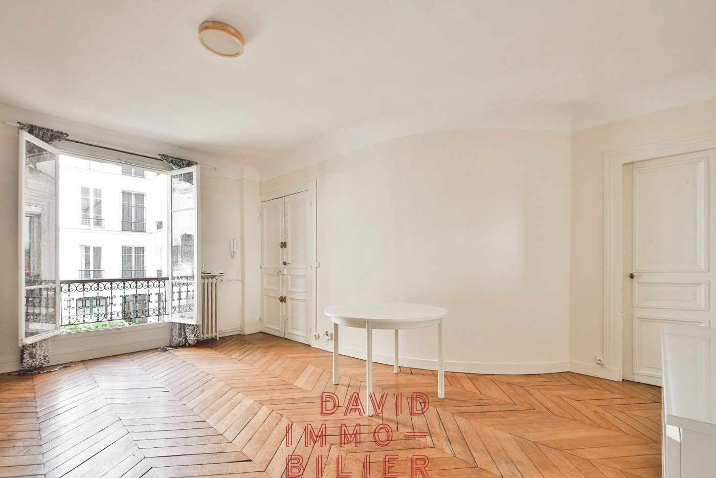 Appartement – Paris 9 - Vue 2