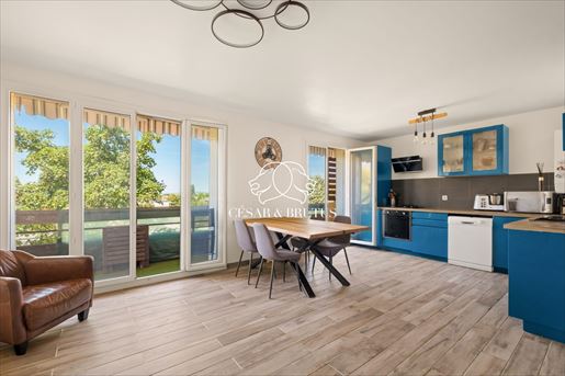 Appartement 4 pièces 80 m² · à Saint-Laurent-de-Mure · 80 m² · 244 000 €