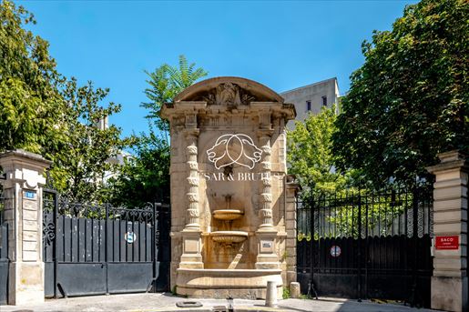 Appartement 3 pièces 95 m² · à Paris 9ème · 95 m² · 1 090 000 €