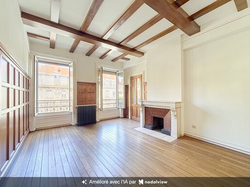 Appartement 3 pièces 90 m² · à Lyon 7ème · 90 m² · 379 000 €