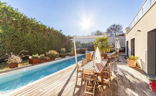 Maison 9 pièces 274 m² · à Lyon · 274 m² · 1 050 000 €