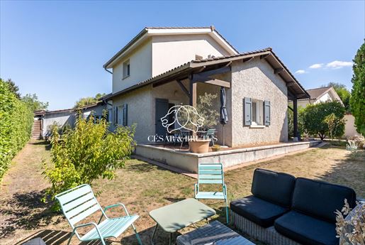 Appartement 6 pièces 135 m² · à Trévoux · 135 m² · 449 000 €