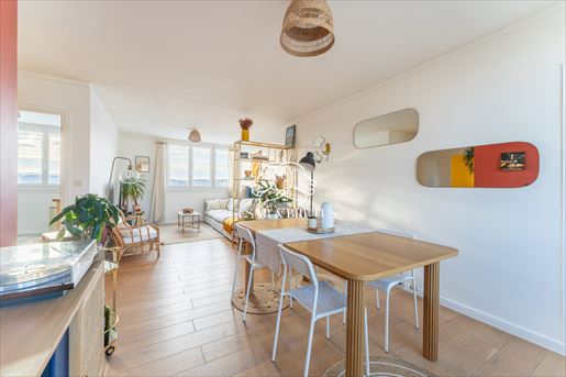 Appartement 3 pièces 70 m² · à Lyon 8ème · 70 m² · 305 000 €
