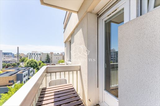 Maison 1 pièce 32 m² · à Lyon 8ème · 32 m² · 212 000 €