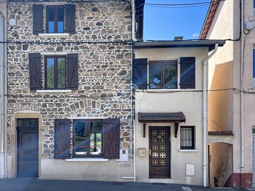 Appartement 4 pièces 98 m² · à Amplepuis · 98 m² · 115 500 €