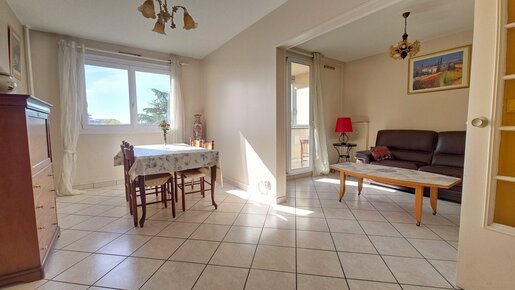 Appartement 4 pièces 87 m² · à Vaulx-en-Velin · 87 m² · 143 500 €