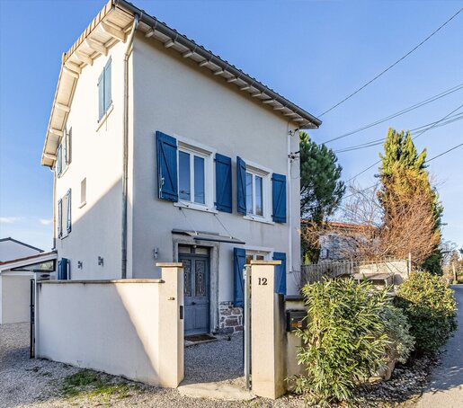 Terrain 4 pièces 155 m² · à Tassin-la-Demi-Lune · 155 m² · 720 000 €