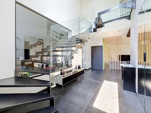 Appartement 6 pièces 142 m² · à Frans · 142 m² · 520 000 €