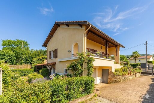 Maison 4 pièces 83 m² · à Fontaines St Martin · 83 m² · 395 000 €