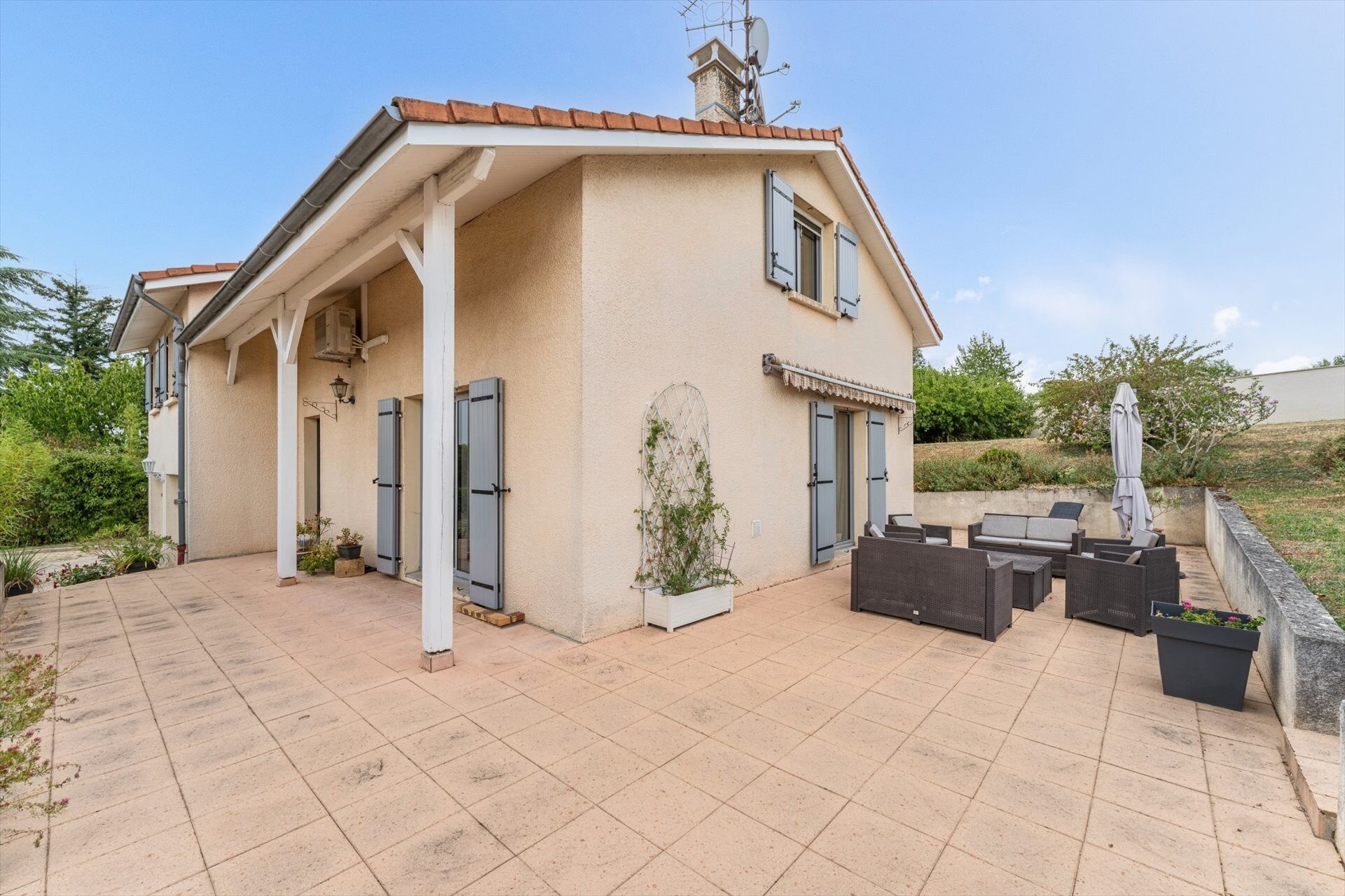 Maison à vendre, 142m², Lentilly