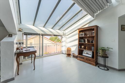 Appartement 7 pièces 136 m² · à Genas · 136 m² · 460 000 €