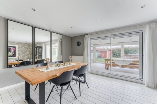 Maison 6 pièces 128 m² · à Charvieu-Chavagneux · 128 m² · 345 000 €