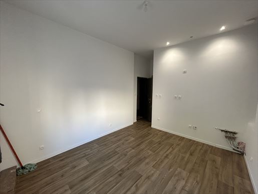 Appartement 1 pièce 17 m² · à Nîmes · 17 m² · 59 800 €