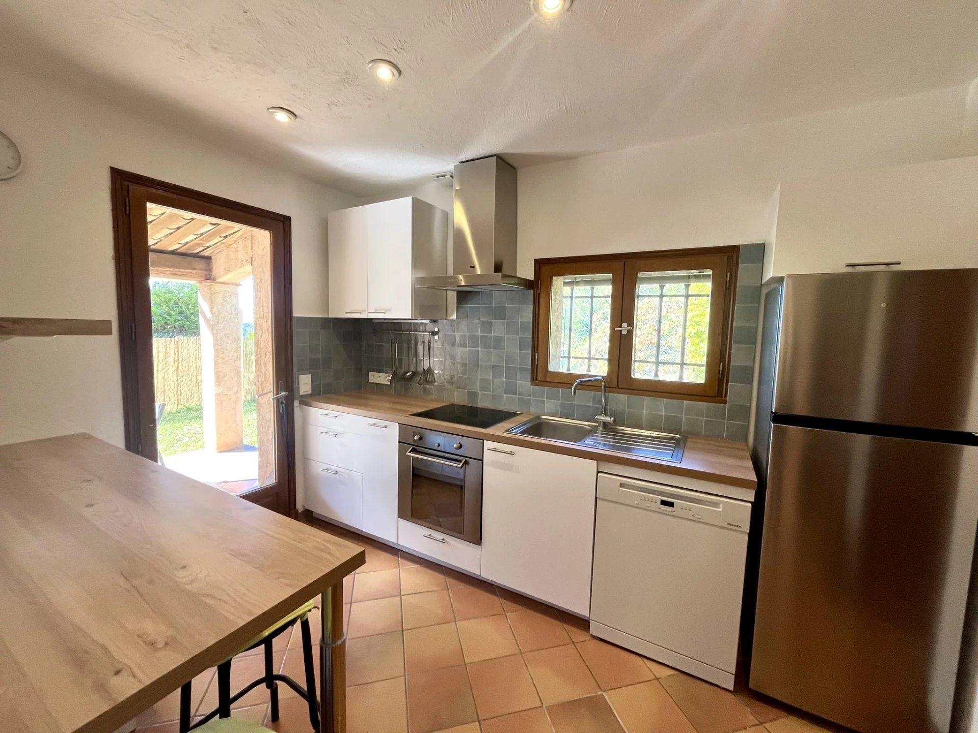 Appartement à louer, 52m², Mougins