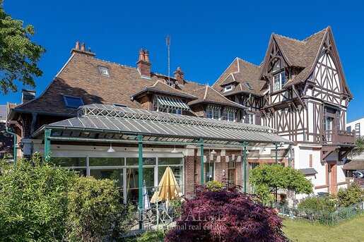 Maison 8 pièces 216 m² · à Beauvais · 216 m² · 515 000 €
