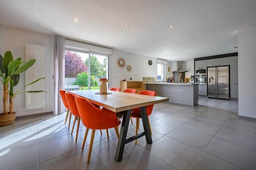 Maison 5 pièces 135 m² · à La Bassée · 135 m² · 329 990 €