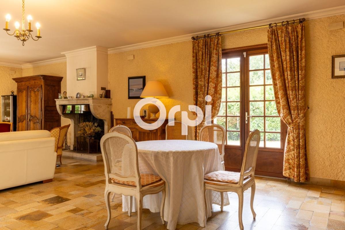Maison à vendre, 180m², Avion