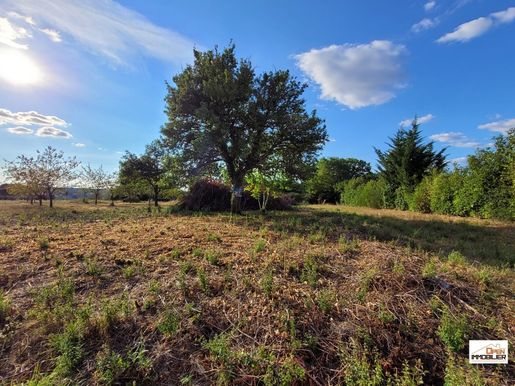Open Immobilier Perigueux · à Chassignolles · 15 500 €