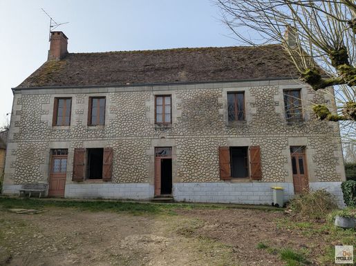 Maison 4 pièces 131 m² · à Montchevrier · 131 m² · 54 250 €