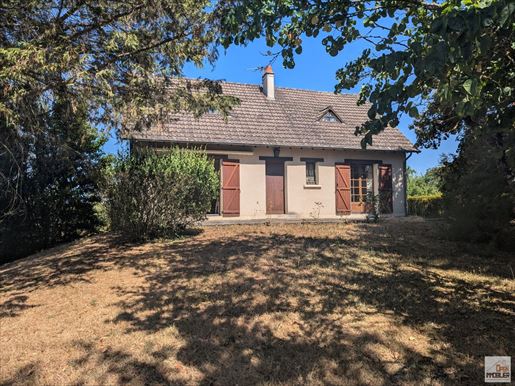 Maison 5 pièces 117 m² · à Montgivray · 117 m² · 117 700 €
