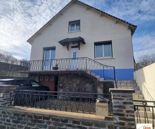 Maison 5 pièces 129 m² · à Montgivray · 129 m² · 191 700 €
