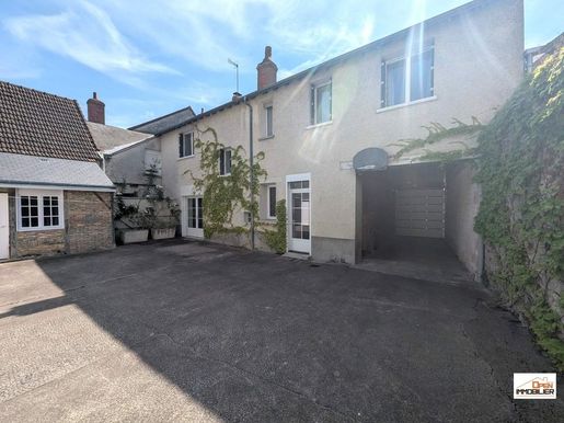 Maison 6 pièces 175 m² · à La Châtre · 175 m² · 199 900 €