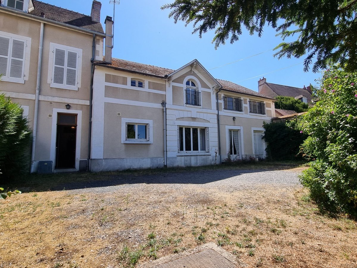 Maison à vendre, 120m², La Châtre