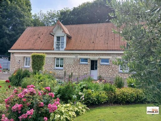 Maison 8 pièces 176 m² · à Brametot · 176 m² · 332 000 €
